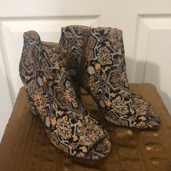 🌼Flashy Open Toe boots💥 - Picture 1 of 4